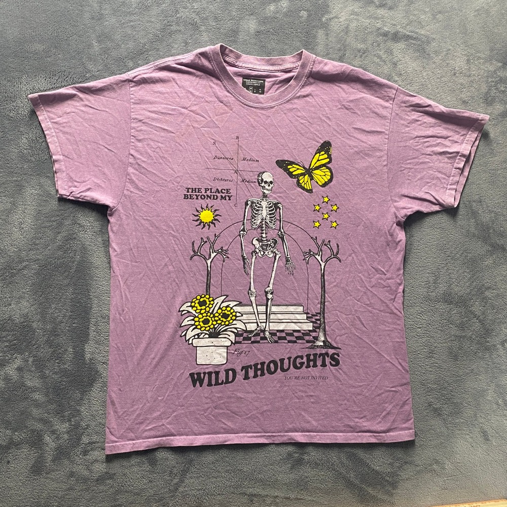 Urban‎ Outfitters Graphic Tee Unisex Medium Purple Excellent Skeleton Butterfly
